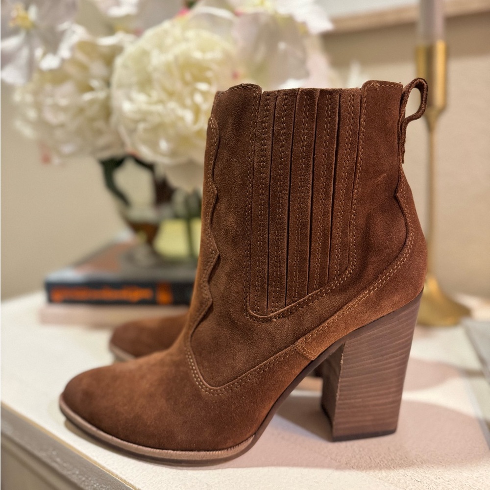 Dolce Vita Boots Woman size 10